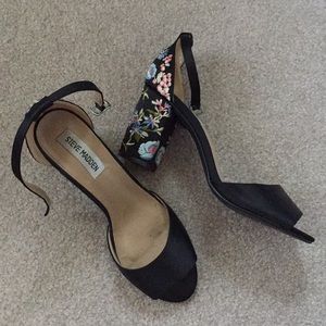 Steve Madden Block Heel Sandals - Size 7.5
